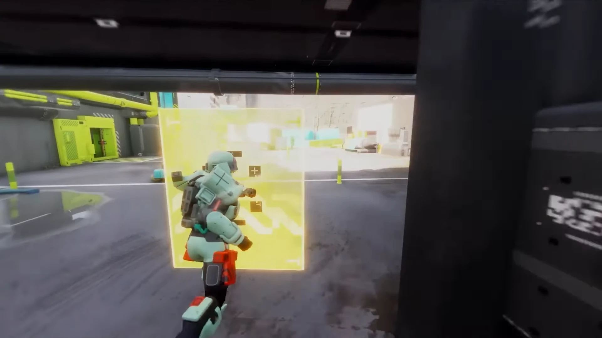 Marathon Destroyer Activating Barricade